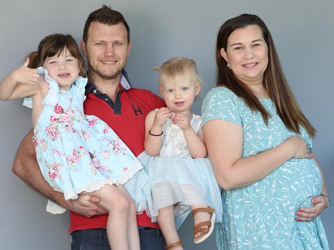 Jeff Horn with wife Jo and daughters Isabelle, 4, and Charlotte, 2. Picture: Annette Dew