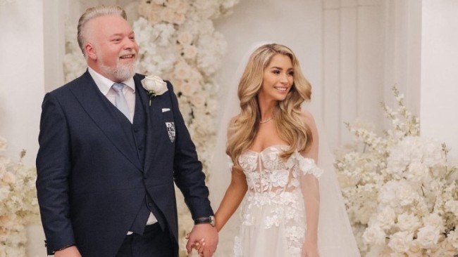 ‘Introducing Mr & Mrs Sandilands’: Newlyweds Kyle Sandilands and Tegan ...