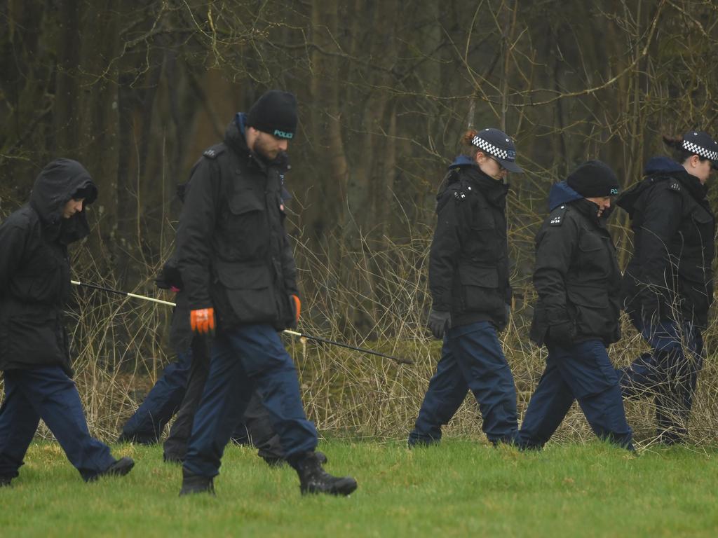 Police searching for Everard last week. Picture: Getty