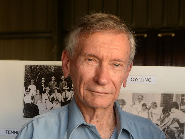 Lyall Ford and Dale Murray from the Mackay Historical Society.