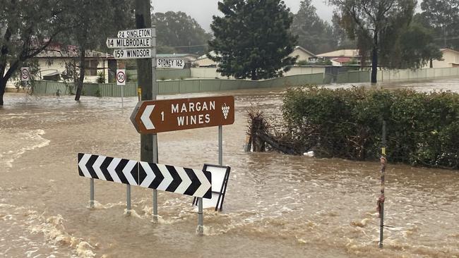 Flooding in Broke in the Hunter Region has isolated the town. Picture: Steve Brown Singleton RFS