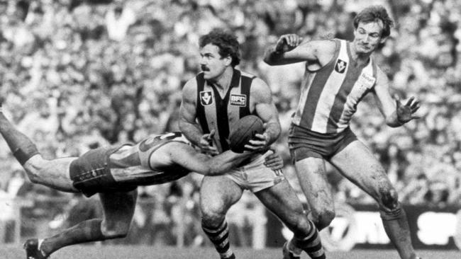 Has there been a better No.3 than Leigh Matthews? Silly question.