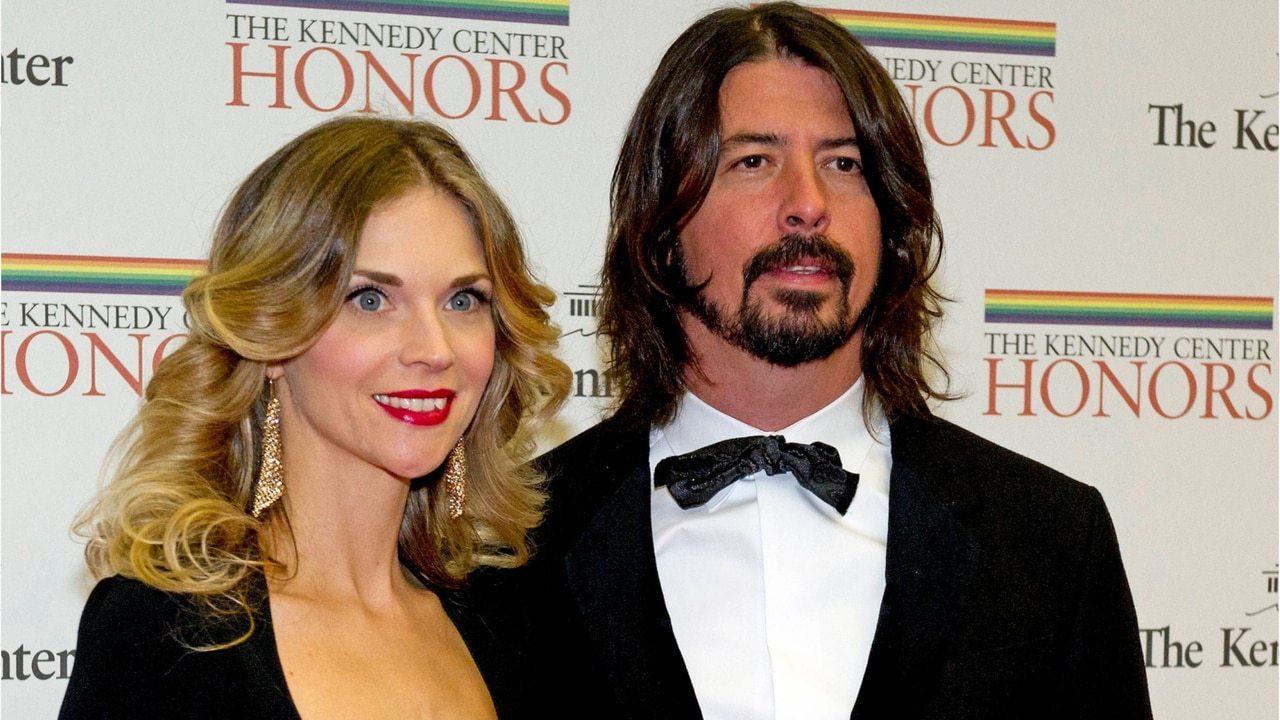 Dave Grohl admits cheating on wife and fathering child