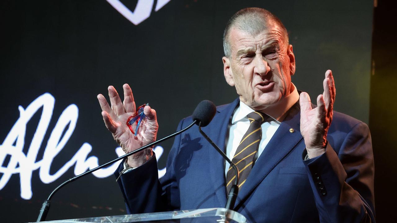 Hawthorn FC holding the 2022 Peter Crimmins Medal at Crown Casino. Club President Jeff Kennett addresses the crowd. Picture: Ian Currie