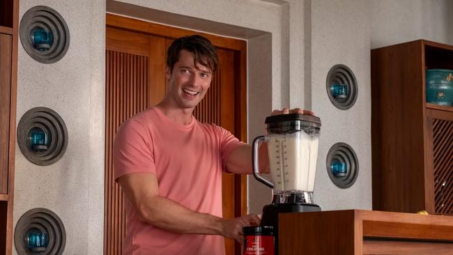 Patrick Schwarzenegger’s ’White Lotus’ character made his shakes with many, many, many scoops of protein powder. It tasted like ‘pure chalk,’ the actor says. Picture: Fabio Lovino/HBO