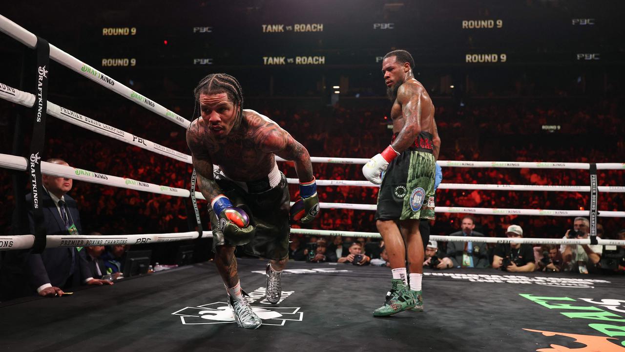 Gervonta Davis takes a knee in the middle of round nine. He said it was due to the grease in his braids that dripped into his eyes against Lamont Roach Jr. Photo: Al Bello/Getty Images/AFP.