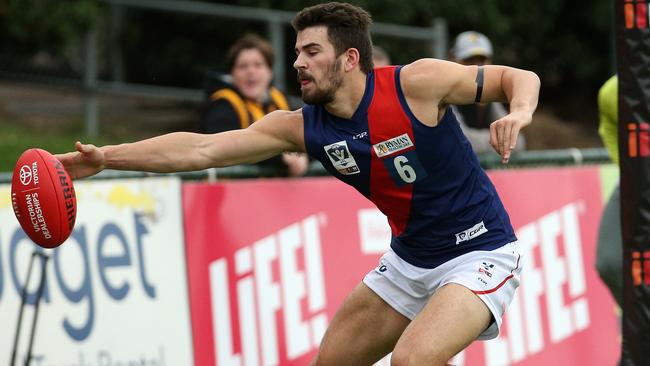 Harrison Nolan in action for Coburg. Picture: Hamish Blair