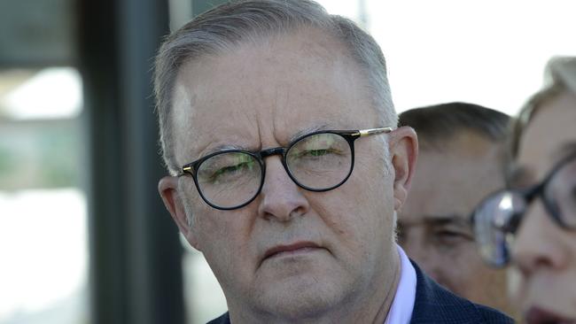 PERTH, AUSTRALIA - NewsWire Photos - 8 DECEMBER 2024:  Prime Minister Anthony Albanese joins Premier Roger Cook & Rita Saffioti on the newly opened Ellenbrook train line via Metronet.Picture: NewsWire / Sharon Smith