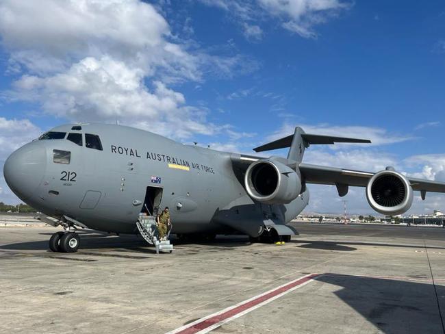 RAAF flight out of Tel Aviv carrying Aussies