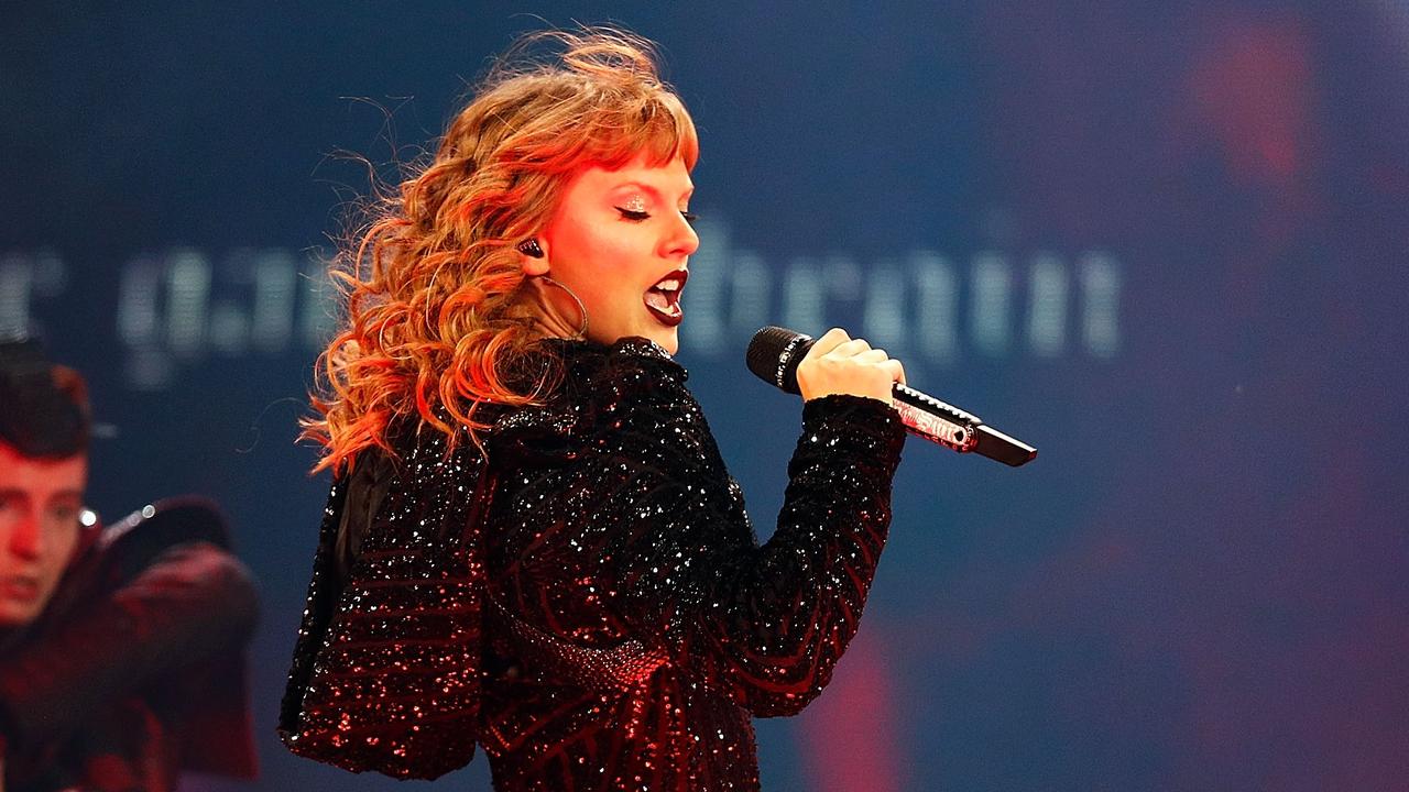 Taylor Swift Melbourne 2018 review: Fans at Marvel Stadium get what ...