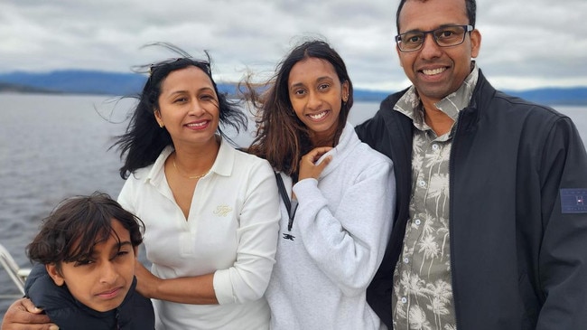 Devoted father-of-two Anuruddha Priyankara with wife Priyashini, daughter Nithini and son Nethun