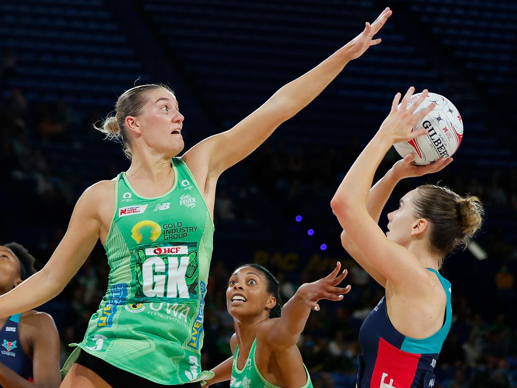 The decision to award Perth the Super Netball grand final means the Fever are still set to tower over the Vixens, despite Melbourne finishing as Minor Premiers. Picture: James Worsfold/Getty Images