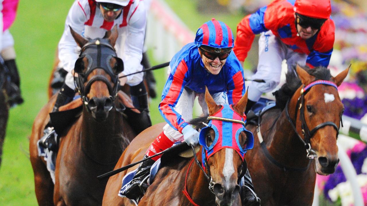 Pinker Pinker, ridden by Craig Williams, wins the 2011 Cox Plate. Moonee Valley.