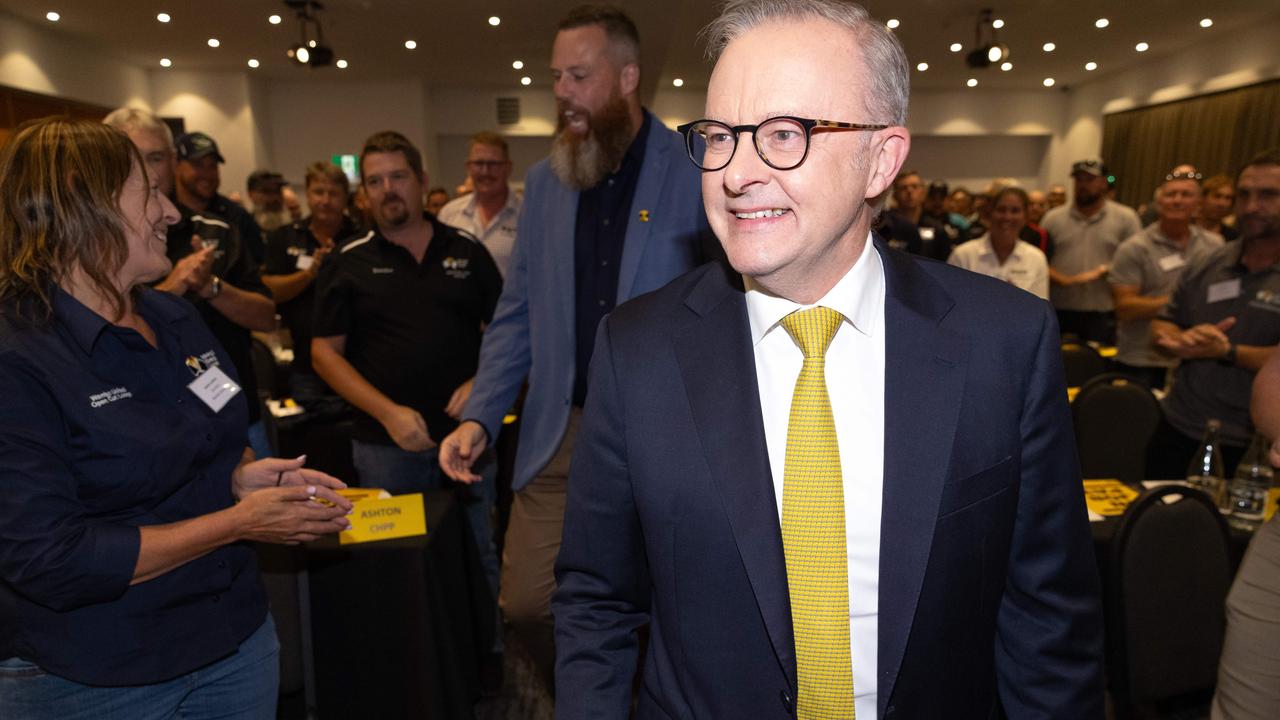 Prime Minister Anthony Albanese on the campaign trail in the Hunter electorate. Picture: Jason Edwards