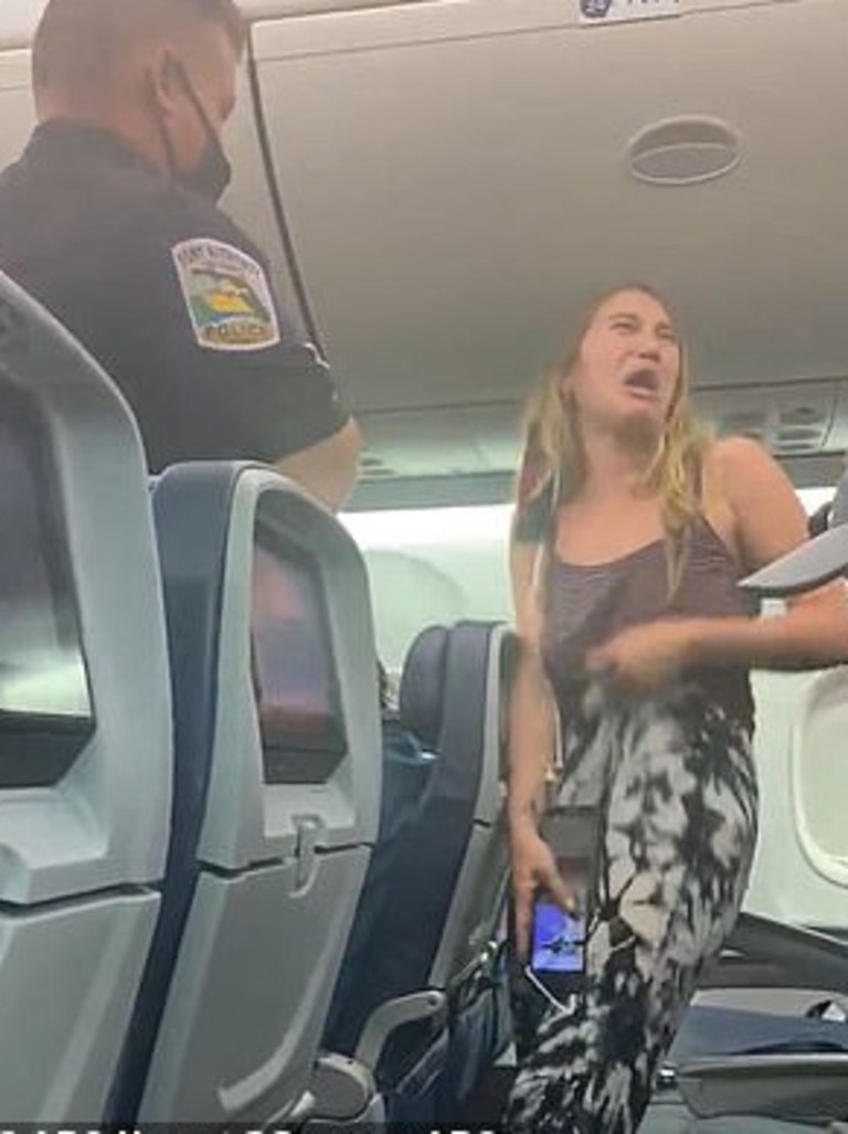 Woman Kicked Off Delta Airlines Flight For Refusing Face Mask Au — Australias 7181