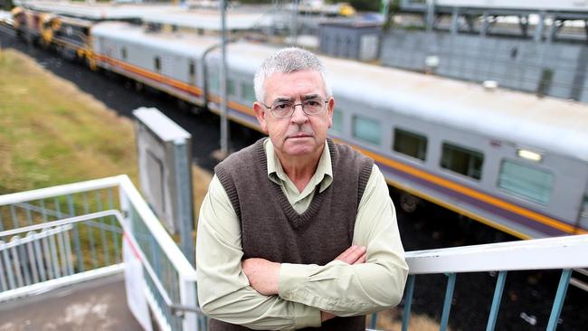 Robert Dow said the Cleveland line would play an important role in maintaining train service frequency through South Bank and South Brisbane when Cross River Rail starts in 2025.