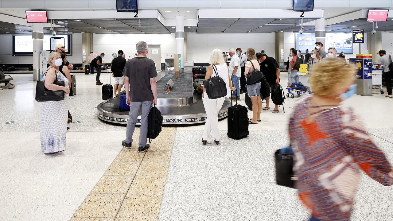 Travellers from Greater Melbourne in to Brisbane, Sydney and Adelaide will undergo more checks. Picture: Image/Josh Woning