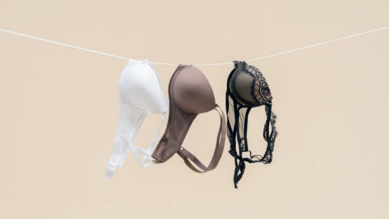 How often should you wash your bra & when do you need to replace your undies?