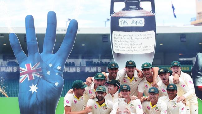 The four-fingered salute from Cricket Australian after Australia won the Sydney Test to claim the 2017/18 Ashes series 4-0. Picture. Phil Hillyard