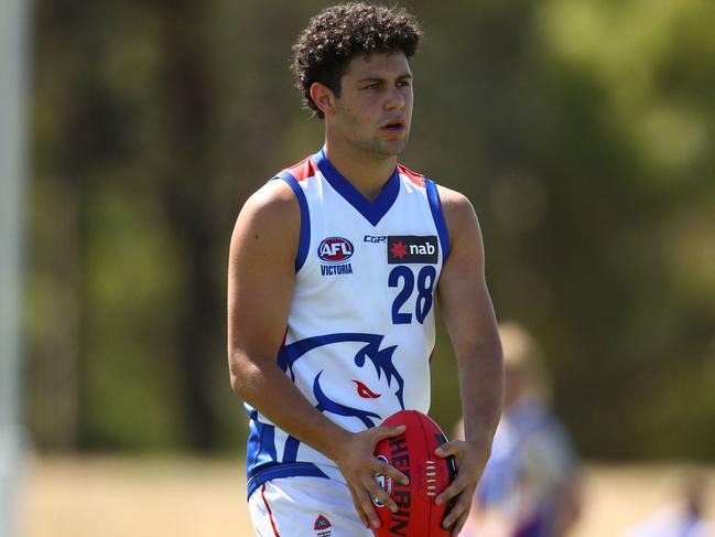 Lachlan Johnson lines up for goal. Picture: Scott Barbour/AFL Photos