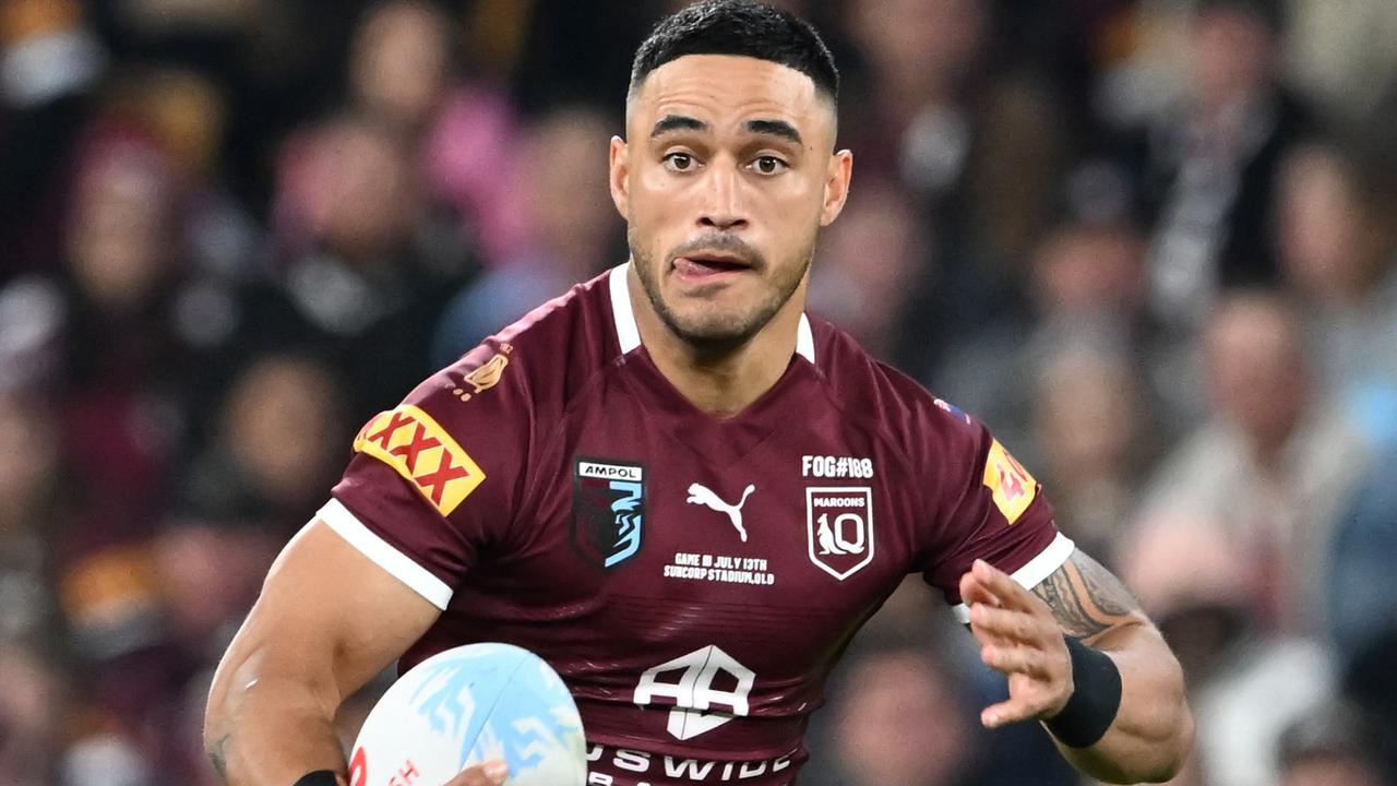 BRISBANE, AUSTRALIA - JULY 13: Valentine Holmes of the Maroons runs the ball during game three of the State of Origin Series between the Queensland Maroons and the New South Wales Blues at Suncorp Stadium on July 13, 2022 in Brisbane, Australia. (Photo by Bradley Kanaris/Getty Images)