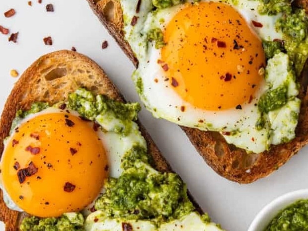 Pesto eggs by TikTok cook Ayeh Far