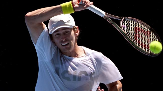 Australia's Alex de Minaur has endorsed January as the starting point for world tennis each year.