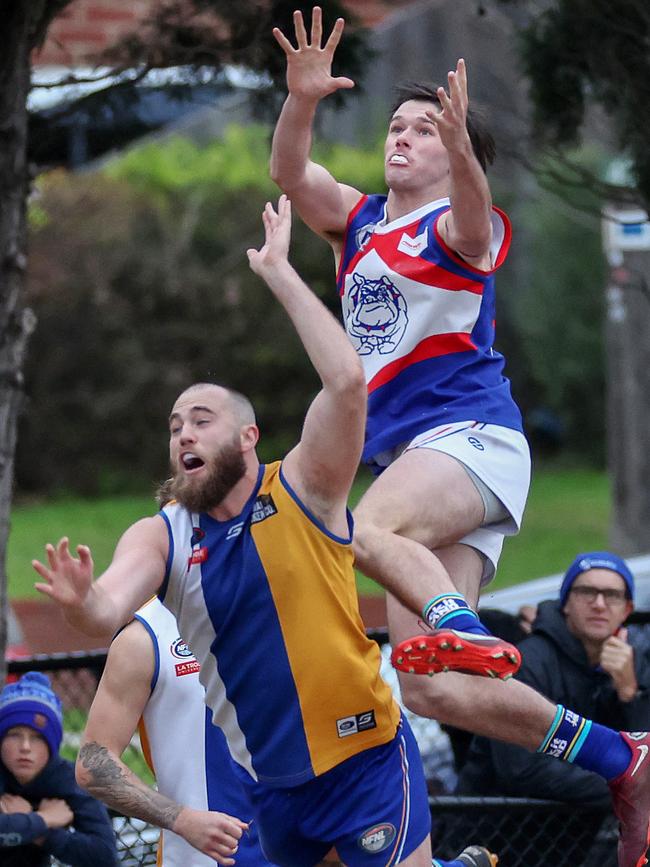 Parker Heatley flies high for North Heidelberg. Picture: George Salpigtidis