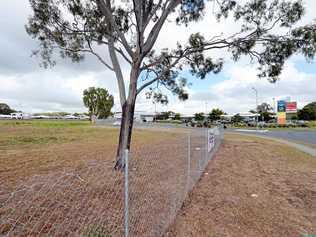 The vacant block at Oak St, Andergrove where Coles proposes to build. Picture: Stuart Quinn