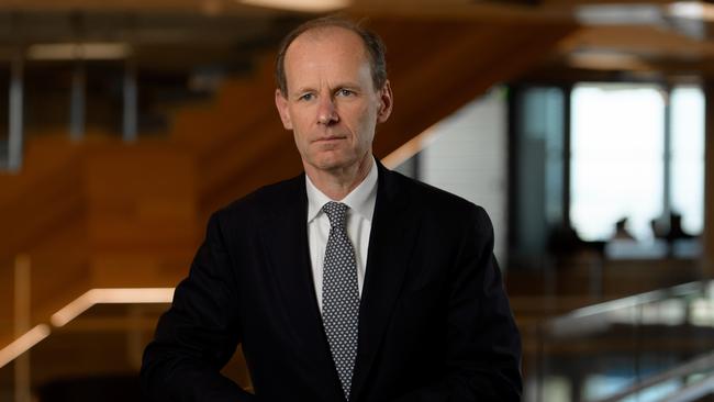 ANZ CEO Shayne Elliott told a recent Senate hearing that access to cash was a key reason people used branches. Picture: AAP Image/Dan Himbrechts