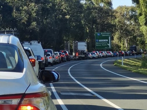 Sunshine Motorway traffic