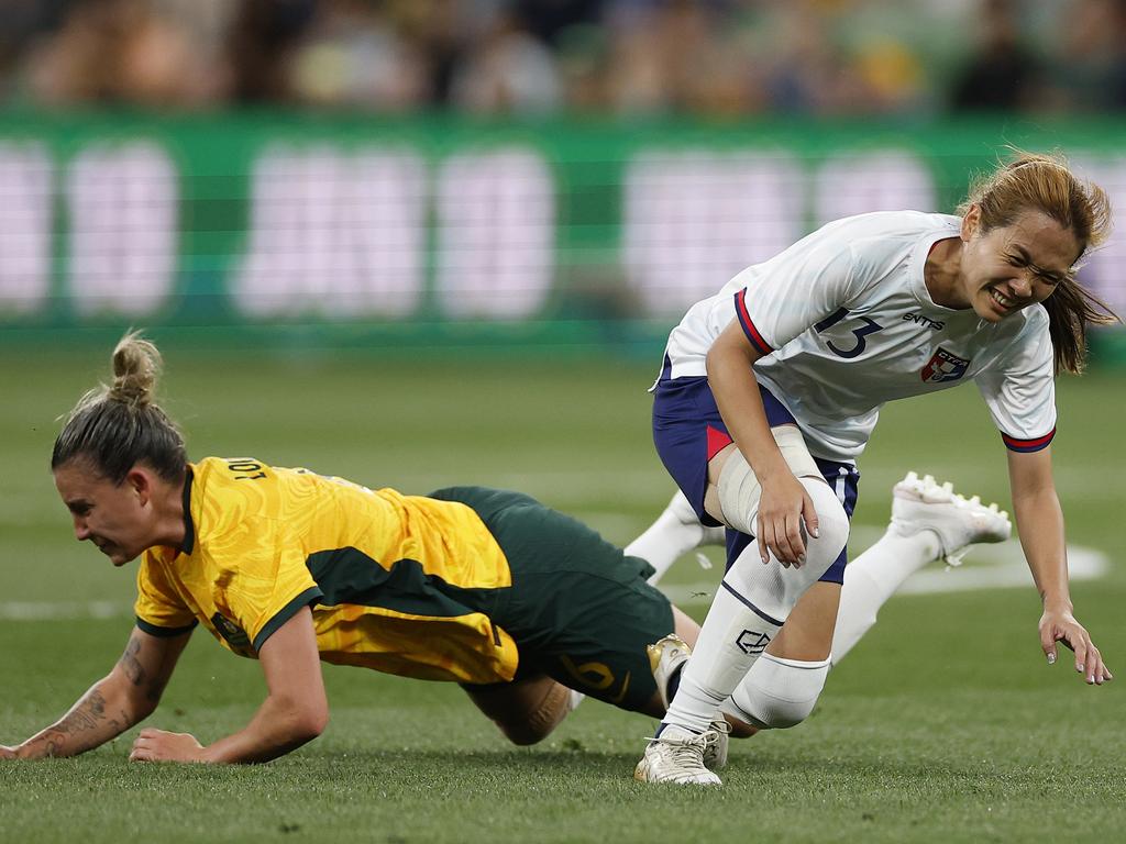 MELBOURNE, AUSTRALIA - DECEMBER 04: Chloe Logarzo of Australia and Chan Pi-Han of Chinese Taipei clash during the International Friendly match between Australia Matildas and Chinese Taipei at AAMI Park on December 04, 2024 in Melbourne, Australia. (Photo by Daniel Pockett/Getty Images)