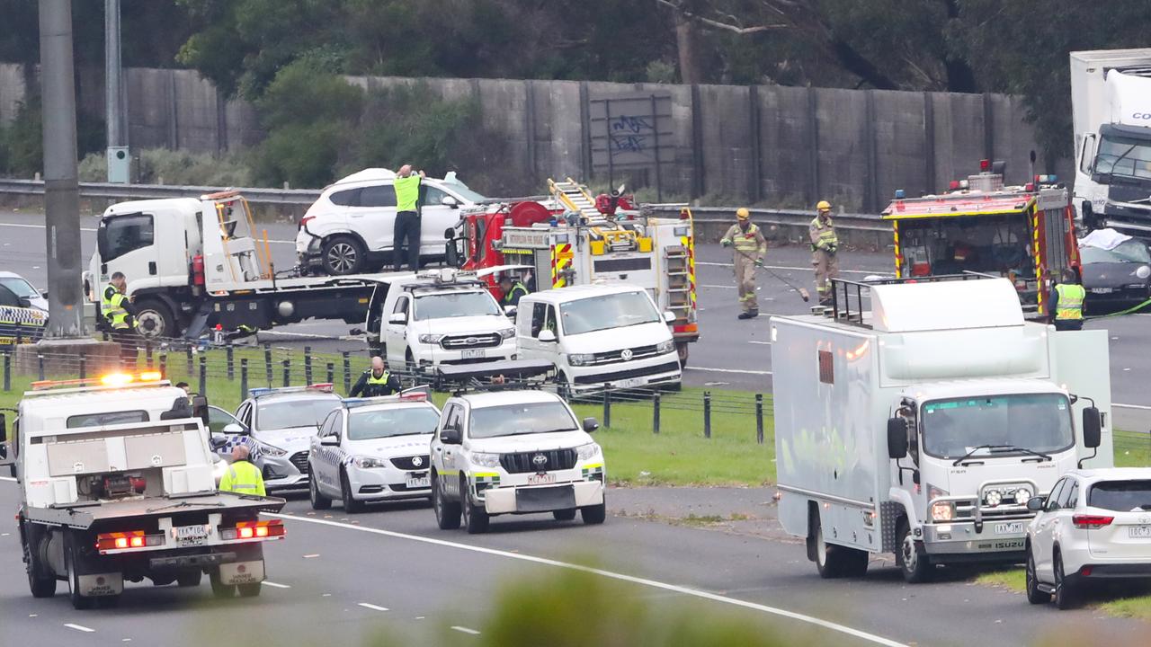 Eastern Freeway crash: Porsche driver Richard Pusey charged after ...