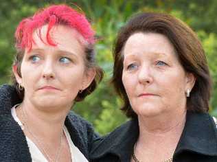 HOMELESS: Simone Dowling with her mum Leanne Jenkins. Simone is looking for a home for herself and her six boys. Picture: Craig Warhurst