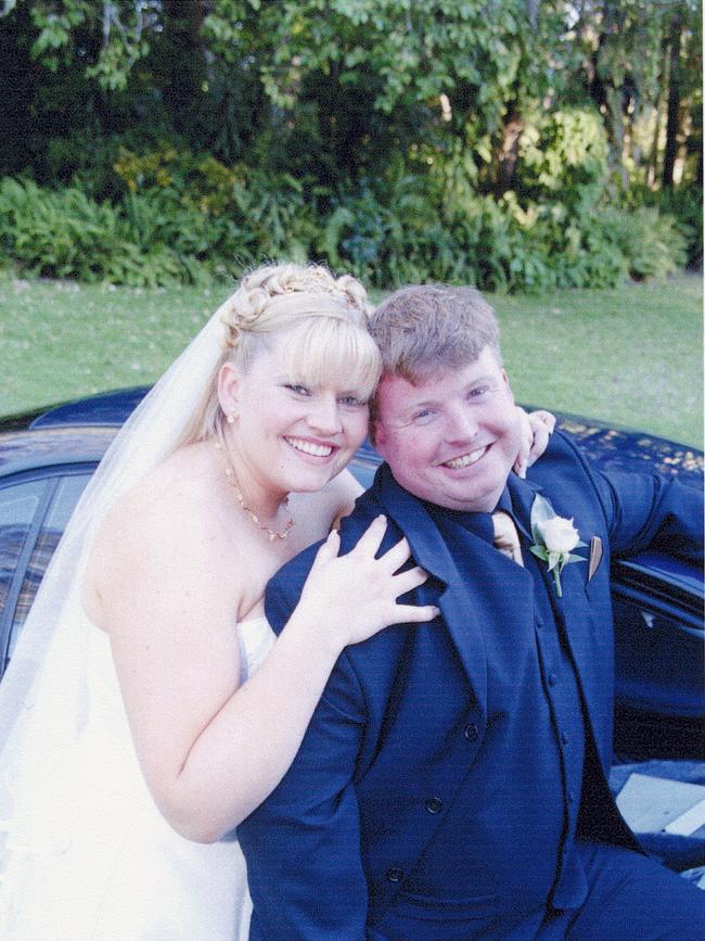 Steve Hope and Sheree Ormes were married in Hervey Bay on October 26, 2003.