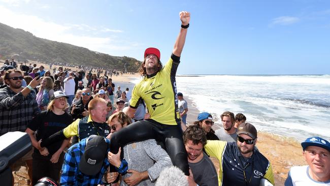 Matt Wilkinson, the first goofy footer since Mark Occhilupo to win Bells. Pic: Jason Sammon.