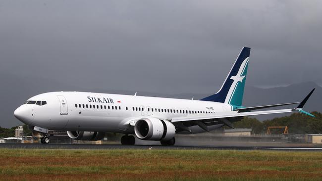 A Silk Air Boeing 737 Max 8 lands in Cairns. Picture: Stewart McLean