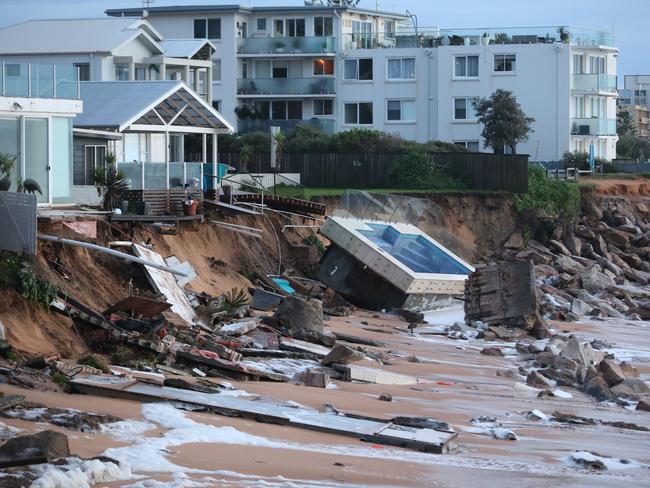 Sydney Storm: Beachfront Homes In Danger Of Collapse, As Wild Weather ...