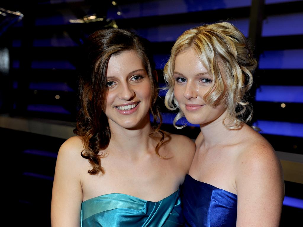 Taylor Noonan and Amy May at the 2009 Casuarina Senior College formal. Picture: NT NEWS