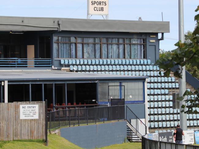 Kirra Sports club has closed. Picture Glenn Hampson