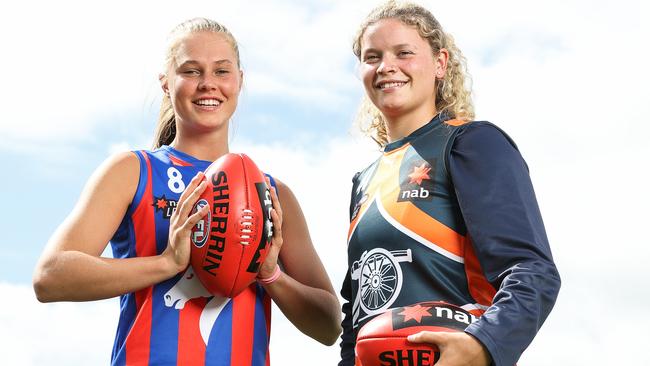 Keep your eyes on Charlie Rowbottom, of Oakleigh Chargers, and Georgie Prespakis, sister of Carlton AFLW star Madison and of Calder Cannons. Picture: AFL Photos/Getty Images