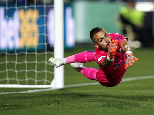 Mark Birighitti of the Mariners was found to have moved off his line early when he made this save from a Dimi Petratos penalty having to re take the penalty during the Round 2 A-League match between the Central Coast Mariners and the  Newcastle Jets at Central Coast Stadium in Gosford, Saturday, October 19, 2019.   (AAP Image/Darren Pateman) NO ARCHIVING, EDITORIAL USE ONLY