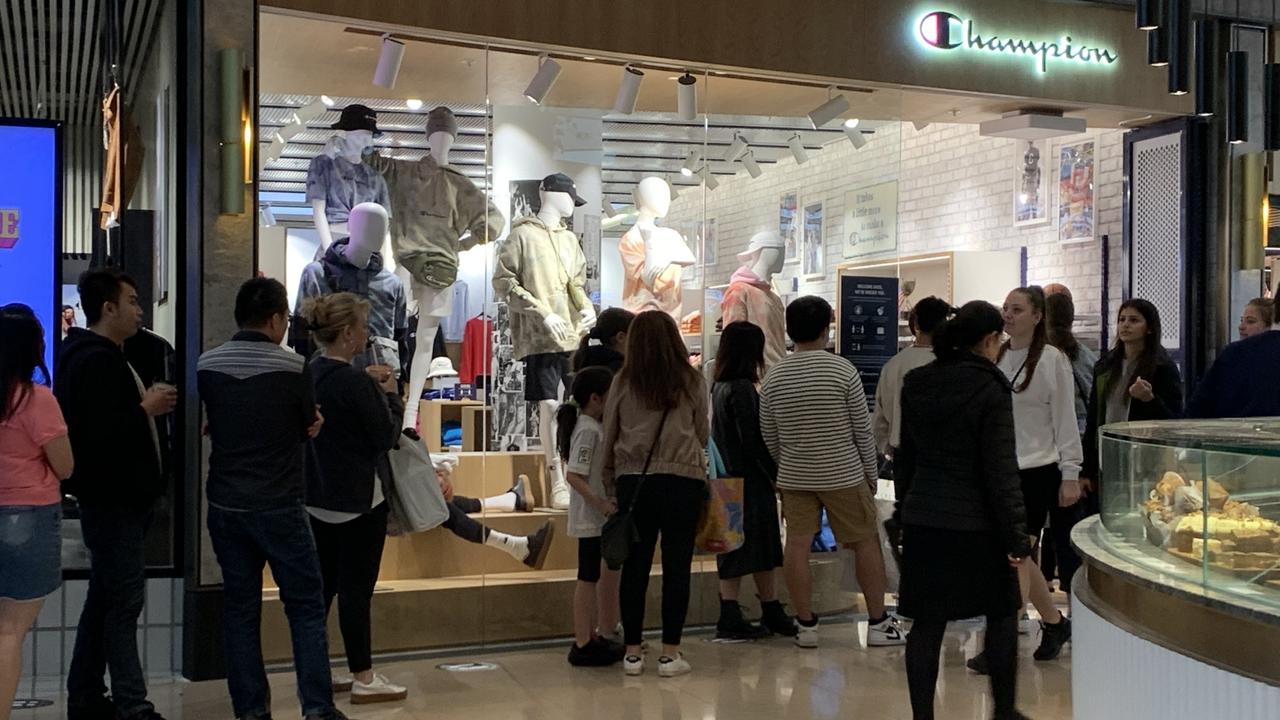 Chadstone Fountain Gate shopping Thousands visit major centres Herald Sun