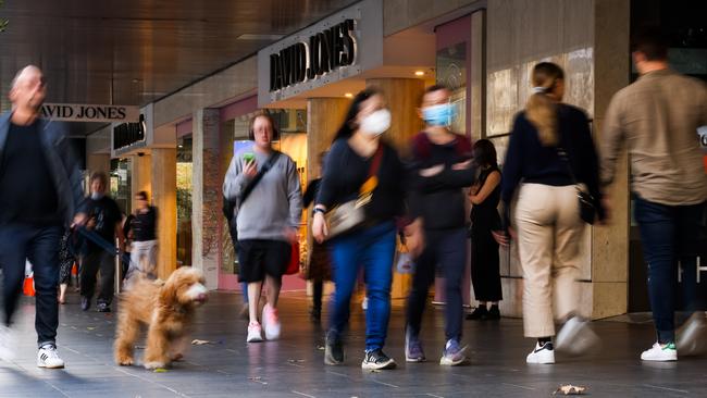 They’re back! Shoppers, such as these in Melbourne’s Bourke Street Mall, are leaving their desks behind to hit bricks-and-mortar venues. Picture: Getty Images