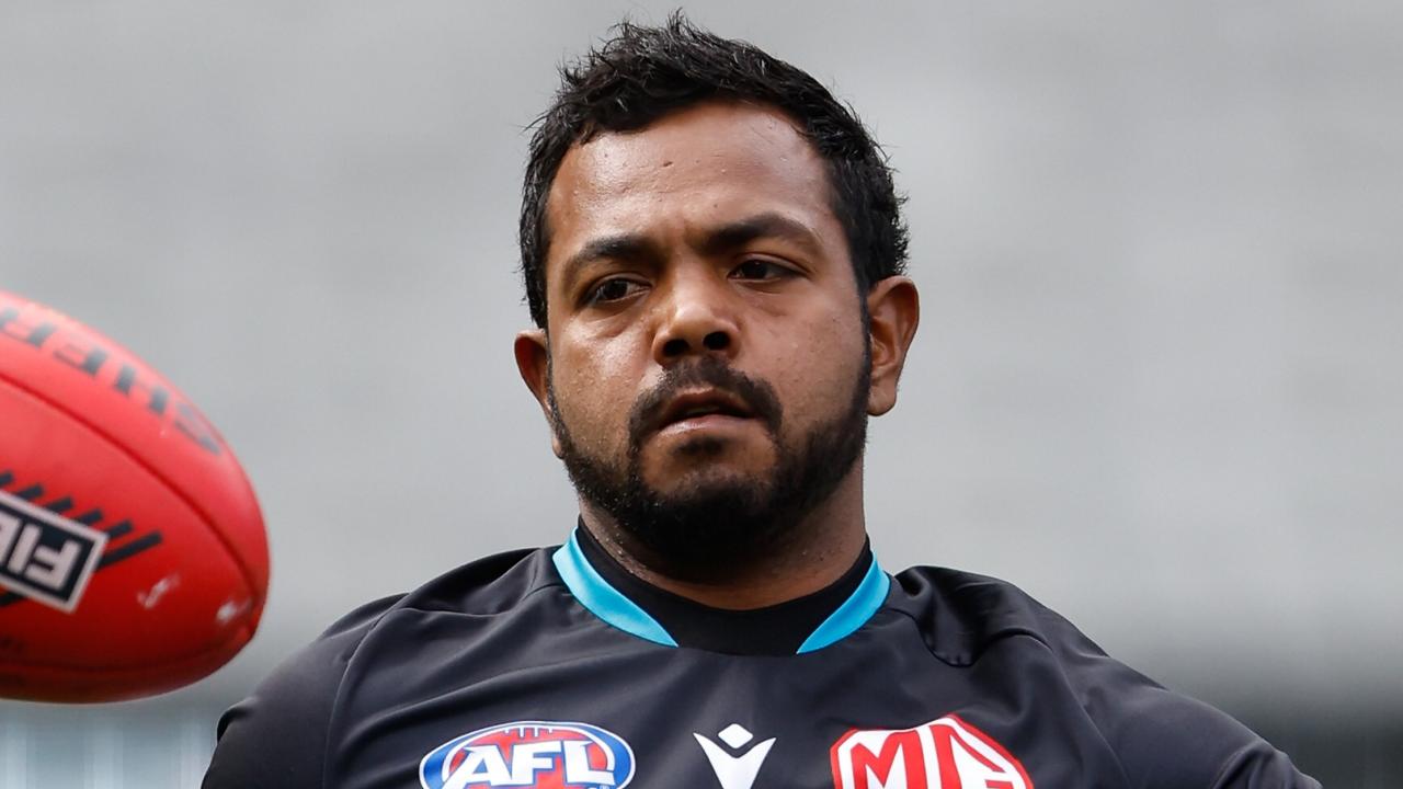 ‘Very cautious’ Hinkley reveals plan for Rioli return