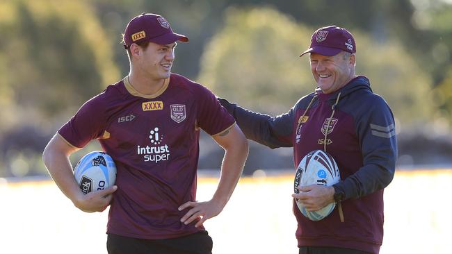 Trevor Gillmeister welcomes Ponga to Maroons training. (Adam Head)