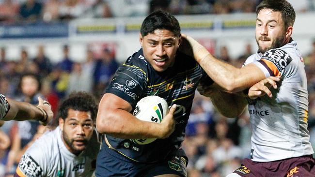 Jason Taumalolo of the Cowboys makes his way through the Broncos defence during the Round 26 NRL match between the North Queensland Cowboys and the Brisbane Broncos at 1300 SMILES Stadium in Townsville, Thursday, August 31, 2017. (AAP Image/Michael Chambers) NO ARCHIVING, EDITORIAL USE ONLY