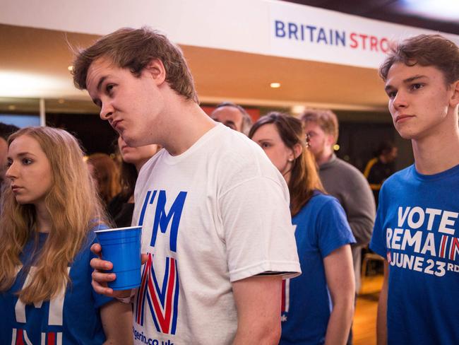 It's a very different sight among despondent supporters of the Stronger In ccampaign as the Leave campaign races ahead.