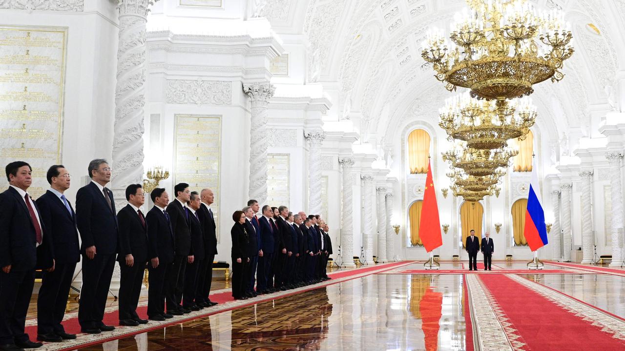 The Chinese leader received a grand welcome that included a red carpet, military band and a guard of honour. Picture: Sputnik.