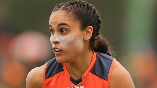 Haneen Zreika of the Giants runs the ball during the Round 3 AFLW match between the GWS Giants and the West Coast Eagles at the Blacktown International Sportspark, in Sydney, Sunday, February 23, 2020. (AAP Image/Mark Evans) NO ARCHIVING, EDITORIAL USE ONLY